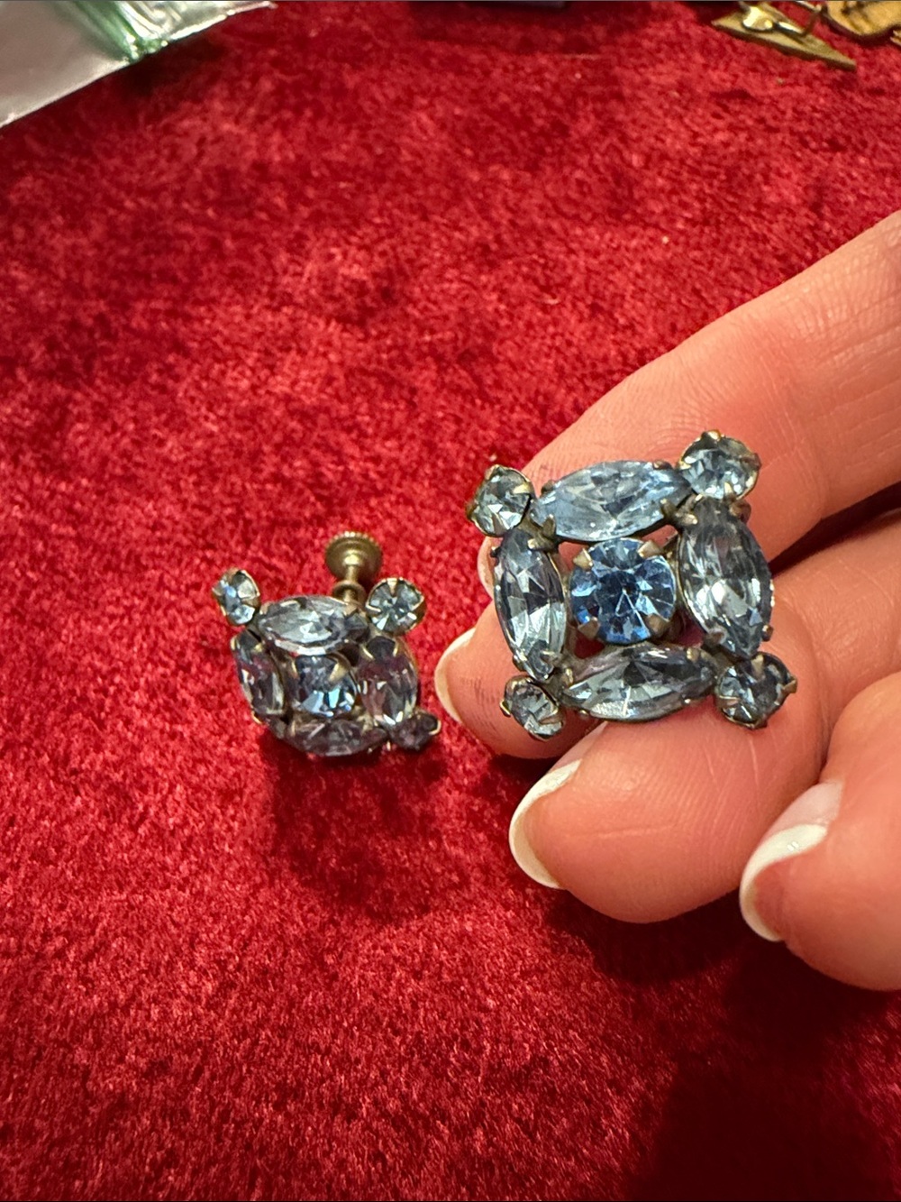 Vintage Light Blue Crystal glass  Screw-Back Earrings great condition for age